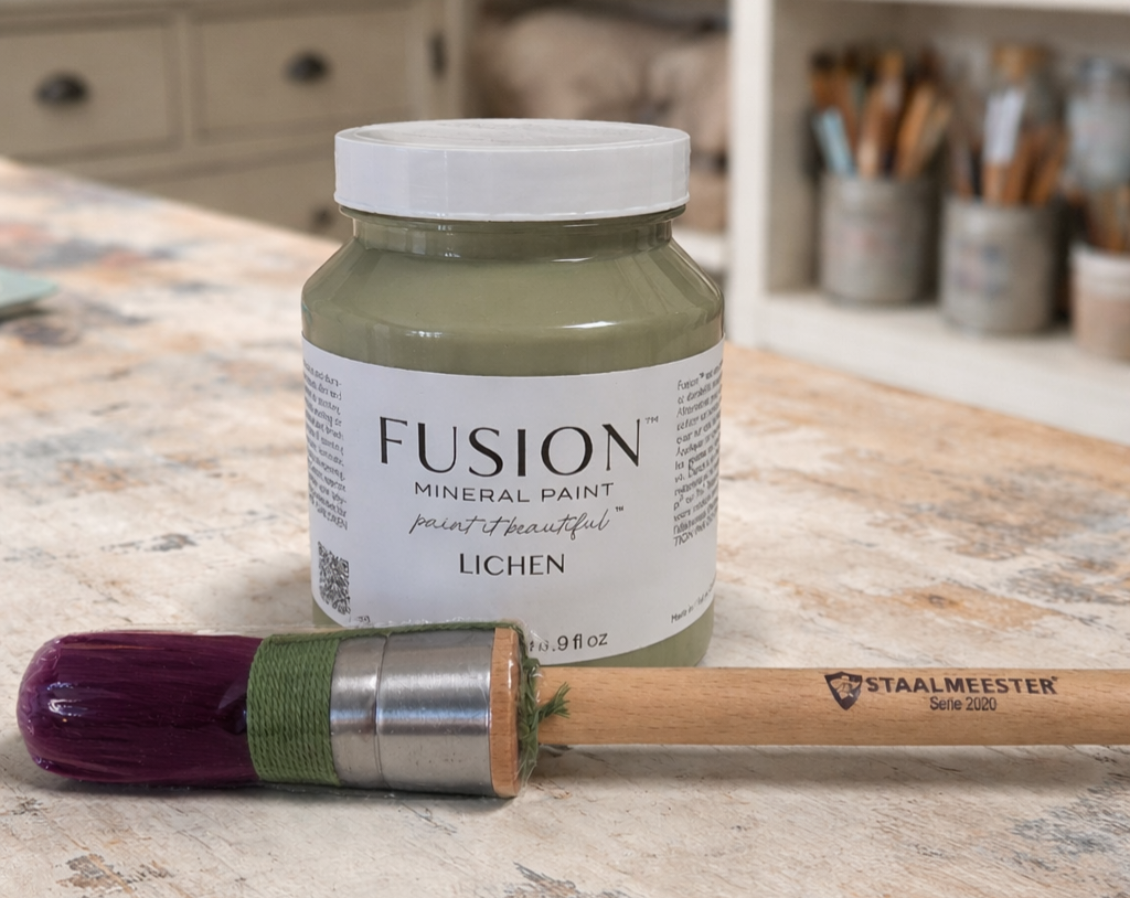 Farba Fusion Mineral Paint – jak malować meble krok po kroku